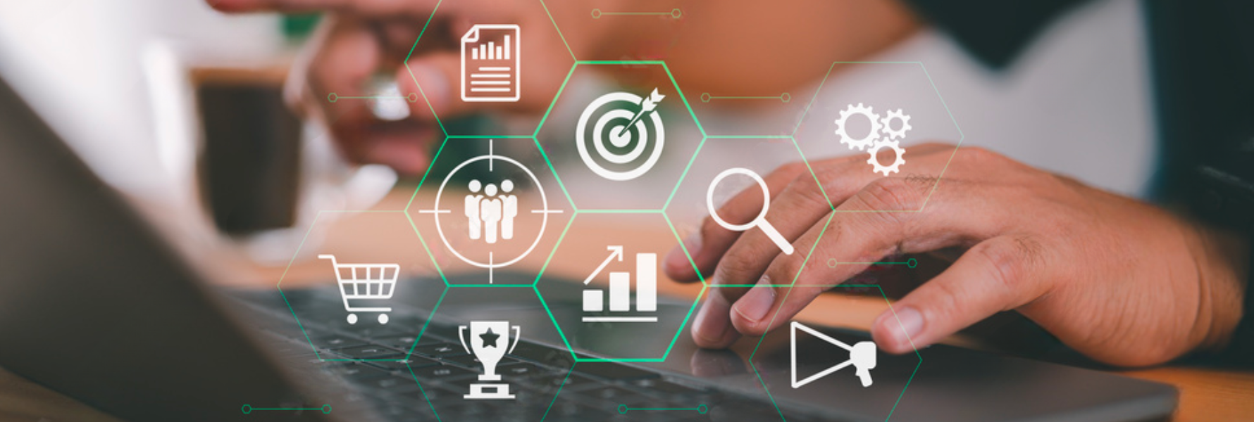 ECOM 101: How Adaptive Experiences Impact the Customer Journey